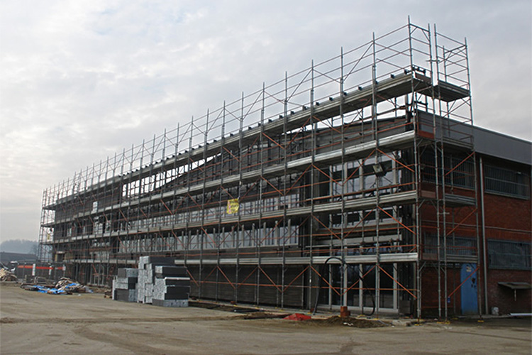 Ristrutturazione edificio industriale.